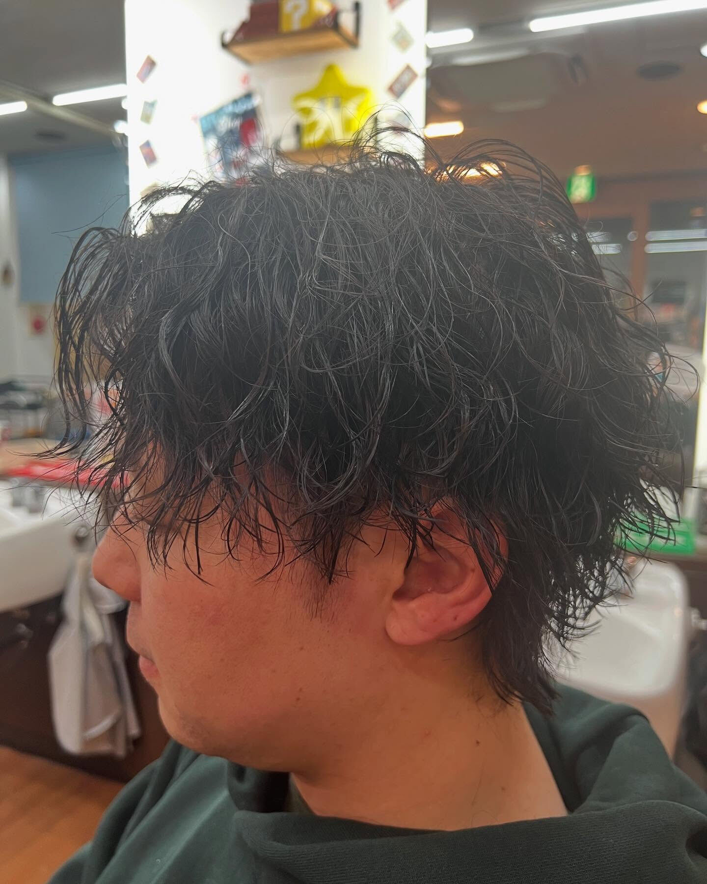 ウルフツイストスパイラルパーマで新しい自分を発見してみません