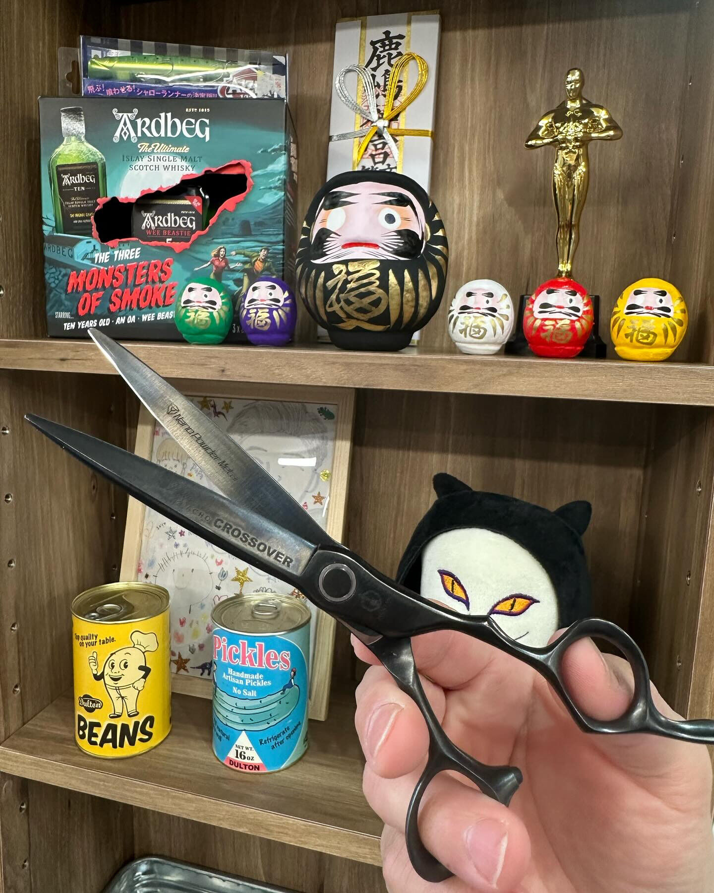 🌟新年、新しいスタート！✂️当理容店では、新しい高級ハサミを