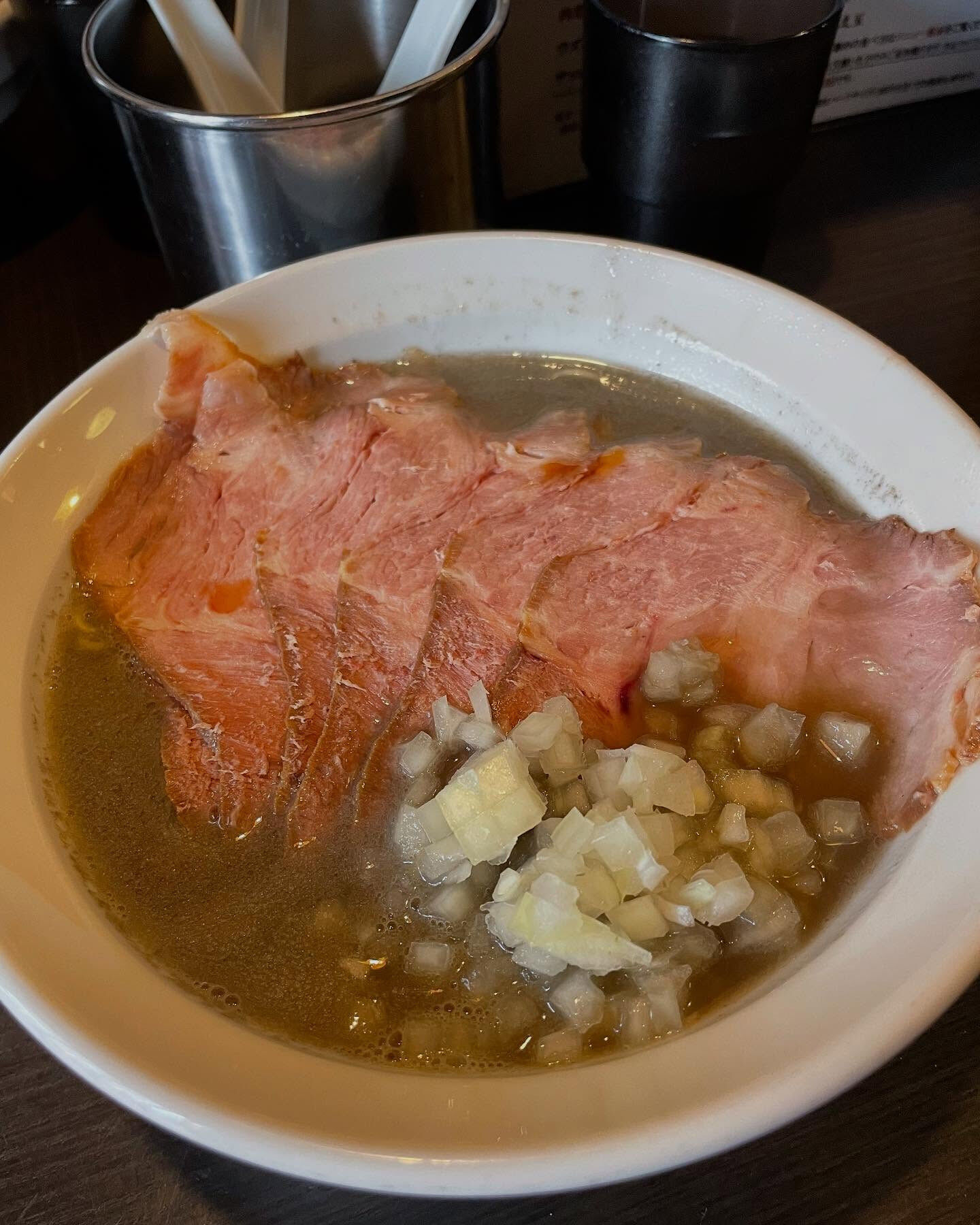 関内の灰汁中華丿貫さん