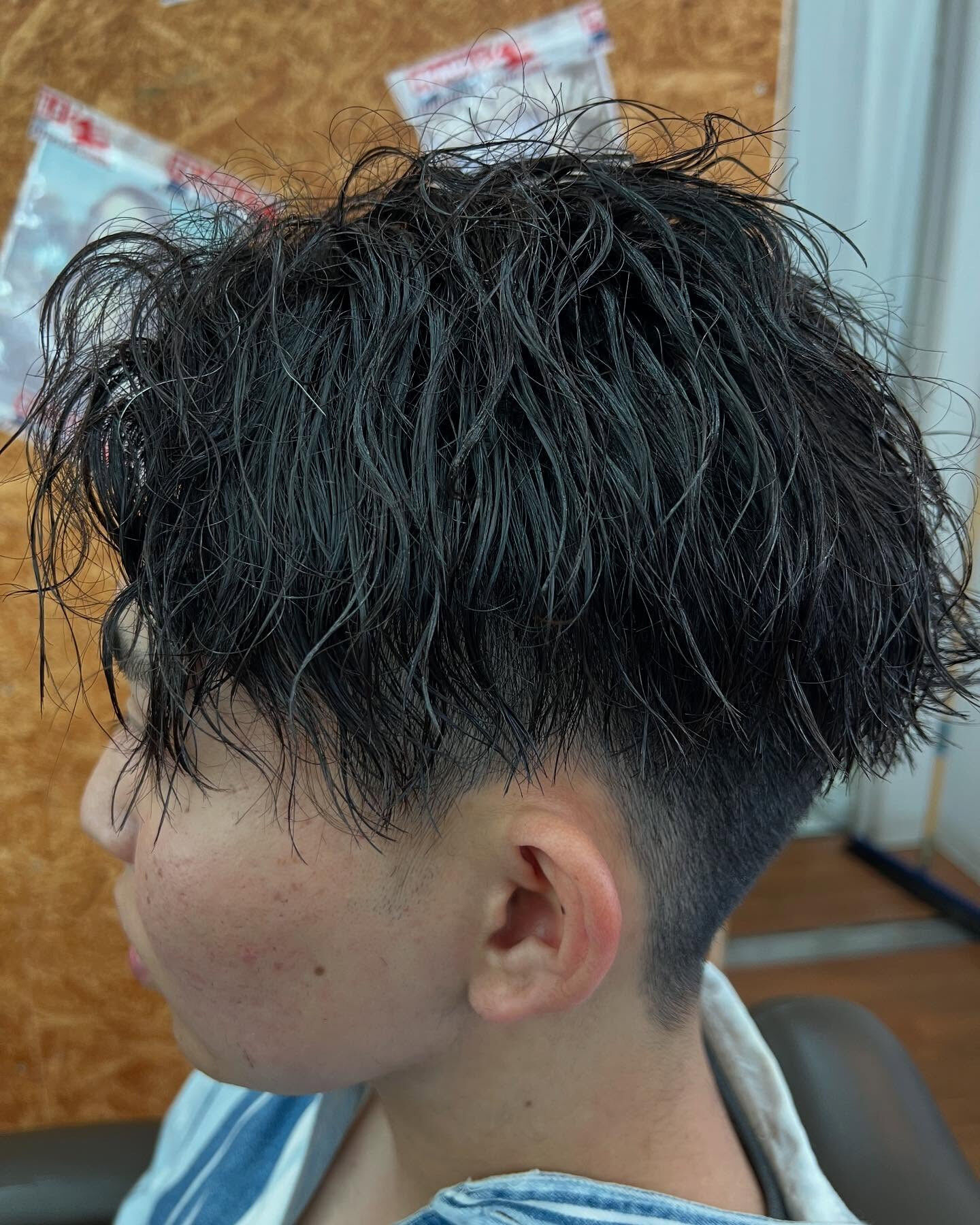 鎌ヶ谷BATONでは、メンズ向けにトレンドのツイストスパイラ