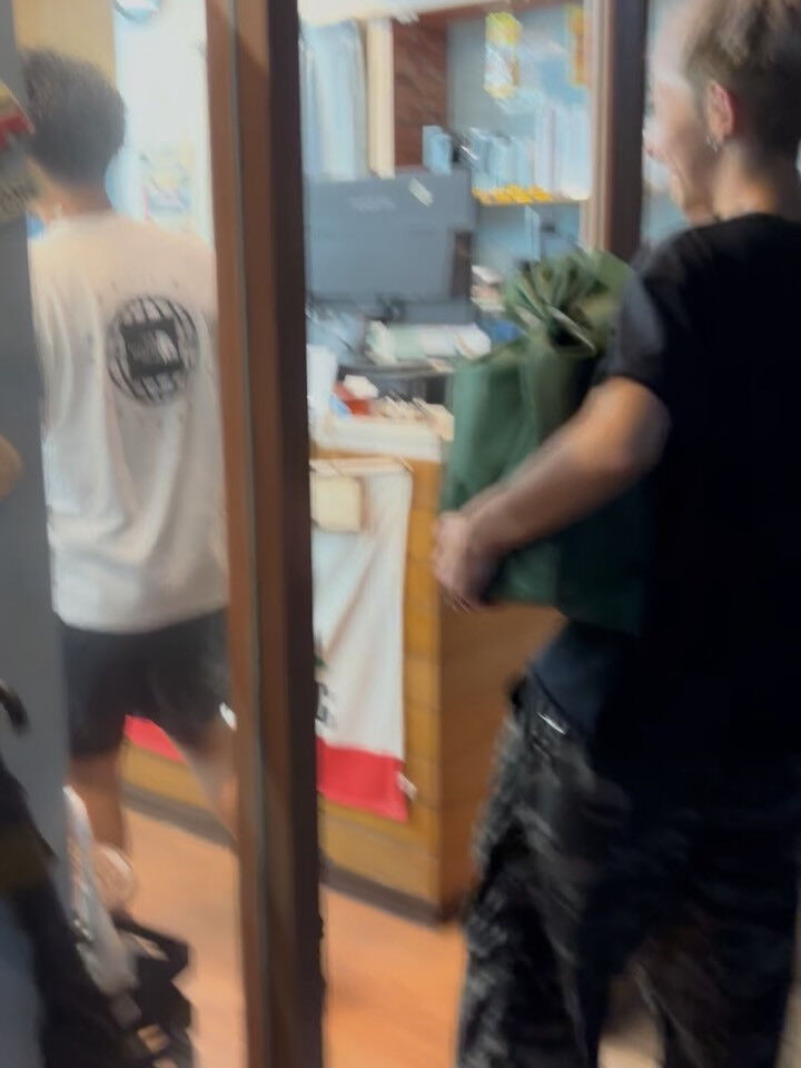 鎌ヶ谷店baton店長ワタルさんのバースデープレゼント