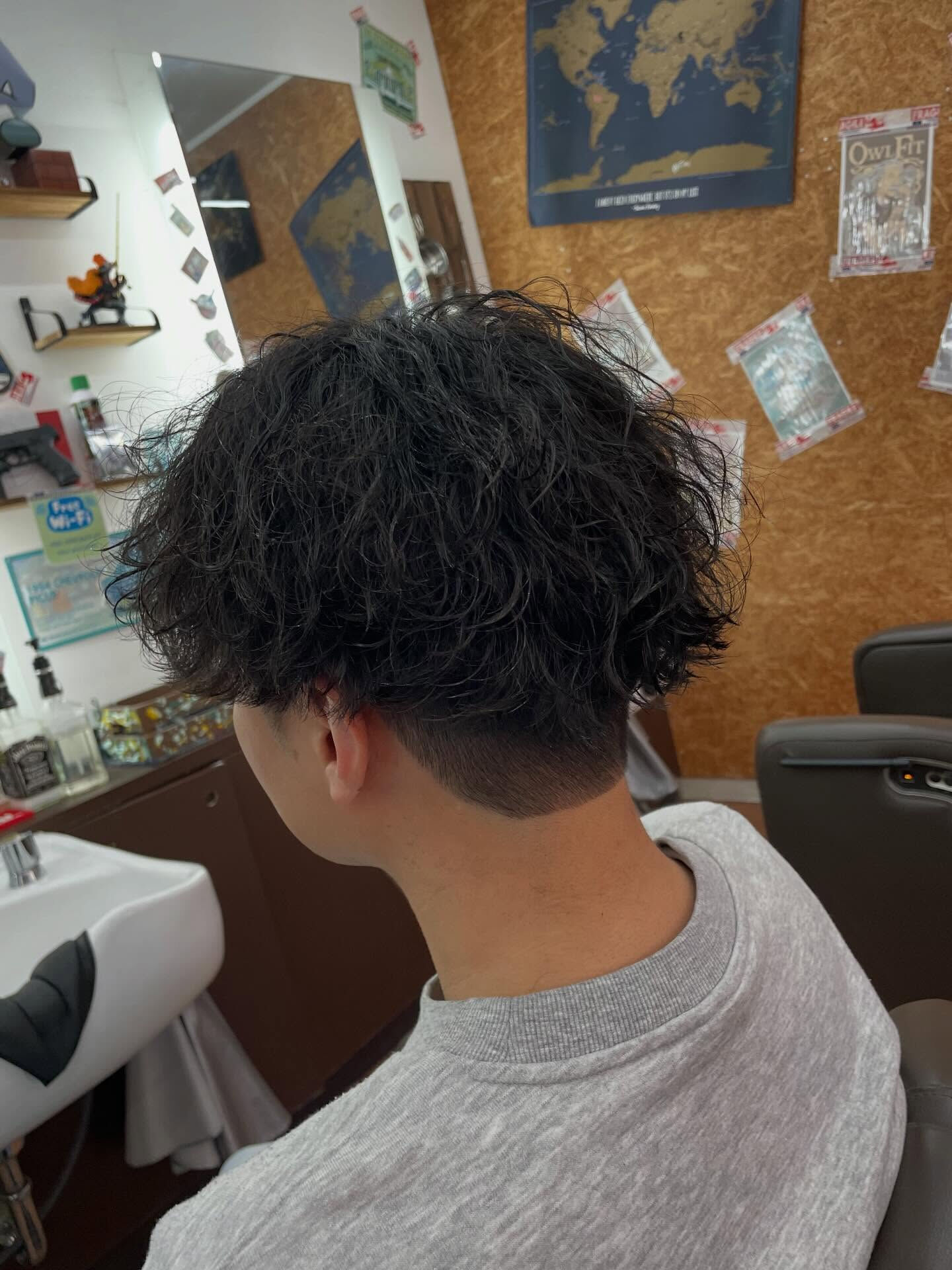 こんにちは！鎌ヶ谷でメンズスタイルのNo.1を目指しているス
